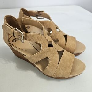 Dr. Scholl's Tan Wedge Sandals